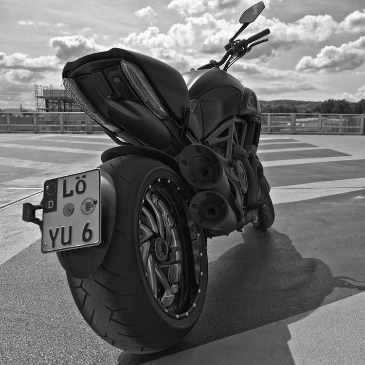 Ducati Diavel 005.jpg