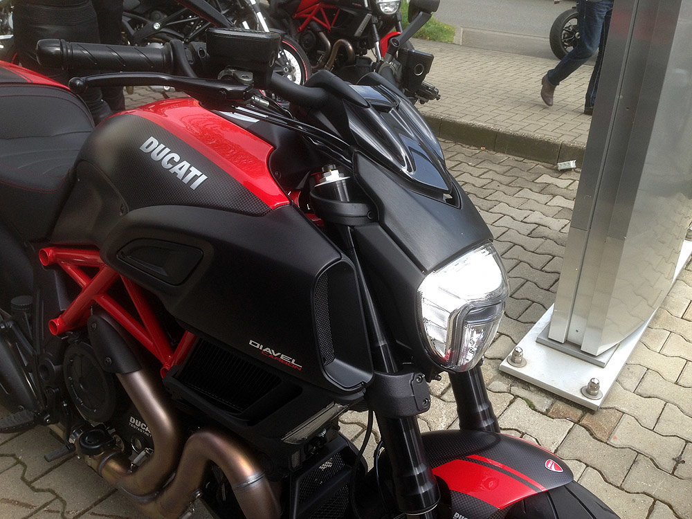 Diavel_2014_09.jpg